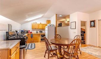460 Hammet Rd, Coventry, RI 02816