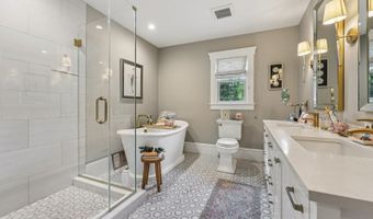 44 Washington Pl, Villas, NJ 07450