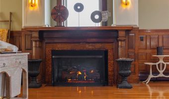 423 Hope St C, Bristol, RI 02809