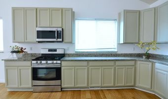 2019 Chalmers Dr, Ann Arbor, MI 48104