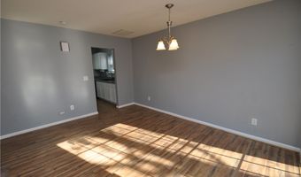 202 Thorncrest Dr, Apex, NC 27539