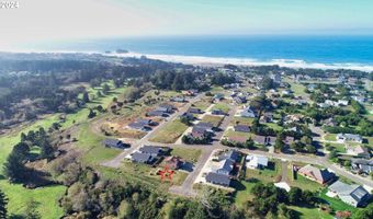 649 SPYGLASS Dr, Bandon, OR 97411