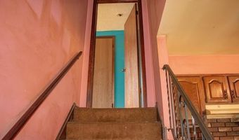 11 Melissa Ct, Albany, NY 12205