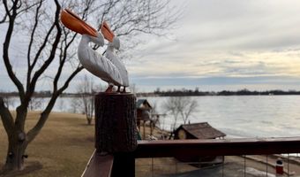 11 Lime Lake Dr, Avoca, MN 56114