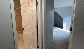 2702 Maitland Dr, Ann Arbor, MI 48105