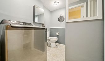 1713 N Terry Ln, Andover, KS 67002