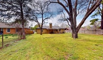 520 N Crownpoint Dr, Ada, OK 74820