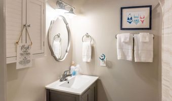 201 Freeman Ln C, Atlantic Beach, NC 28512
