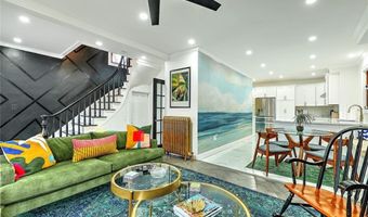 27 S Baptist St, Newport, RI 02840