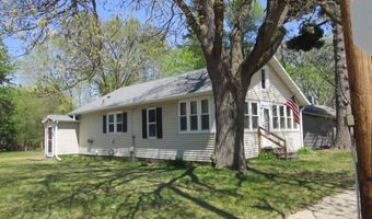 454 Center St, Adams, WI 53910