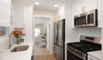 539 Mizzen Ave, Beachwood, NJ 08722
