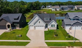 930 Wolf Creek Dr, Polk City, IA 50226