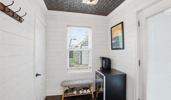 91 Sowams Rd, Barrington, RI 02806