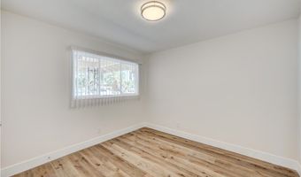 3504 Pioneer Cir, Las Vegas, NV 89107