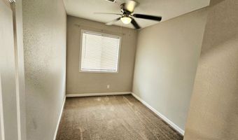 861 Oak Crst, Baxter Springs, KS 66713