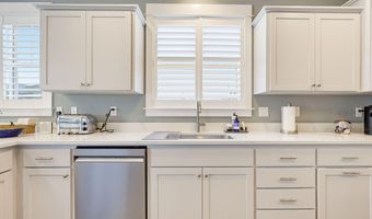 955 Overlook Dr, Ashland, OR 97520