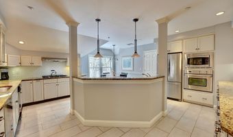 100 Shepards Cove Rd H301, Kittery, ME 03904