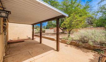 1808 Bryn Mawr Dr NE, Albuquerque, NM 87106