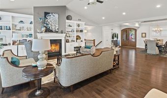 4715 Richland Woods Ct, Alton, IL 62002