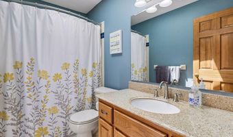 13437 Georgia Cir, Apple Valley, MN 55124