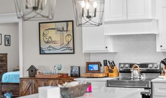 404 Zoarbella Dr, Baxley, GA 31513
