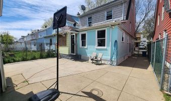 89-15 238th St, Bellerose, NY 11426