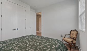 1592 Grayhawk Dr, Basehor, KS 66007