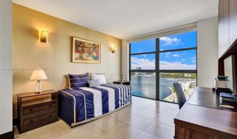 1000 W Island Blvd 2309, Aventura, FL 33160