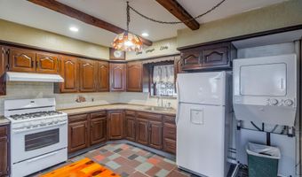 30 W 9TH St 2, Bayonne, NJ 07002