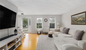 24 Cobblestone Ter, Coventry, RI 02816