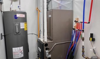 921 Willet St, Aberdeen, SD 57401