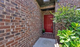 268 SILVER CREEK Pkwy, Alabaster, AL 35007
