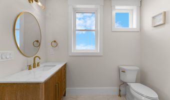 18 Mea Ln, Beach Haven, NJ 08008
