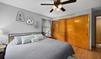 310 N Woodhill Dr, Amherst, OH 44001