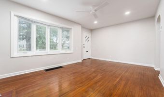 884 S Chesterfield Rd, Columbus, OH 43209