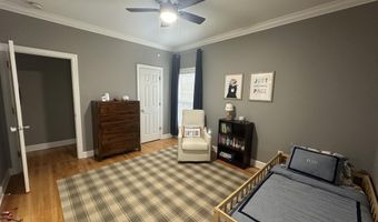 1969 Autumn Creek Dr, Arab, AL 35016