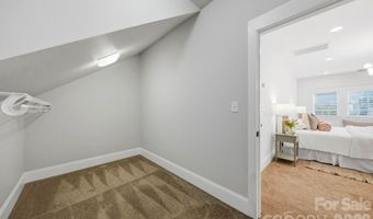 1815 DeArmon Dr, Charlotte, NC 28205