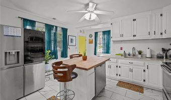 54 Delway Rd, East Providence, RI 02914