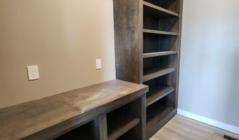 2912 NW Fairfield Ct, Ankeny, IA 50023