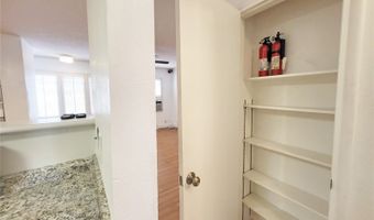 46-261 Kahuhipa St 310, Kaneohe, HI 96744