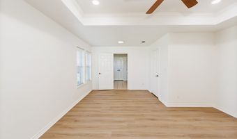 107 Ashley St, Alvord, TX 76225