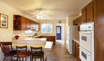 126 Greenbriar Dr, Aurora, OH 44202