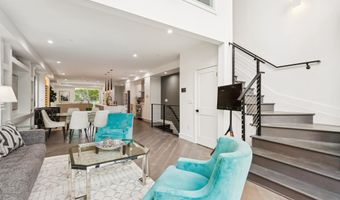 304 K St NE 2PH, Washington, DC 20002