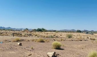 28270 Desert Heights Dr, Bouse, AZ 85325