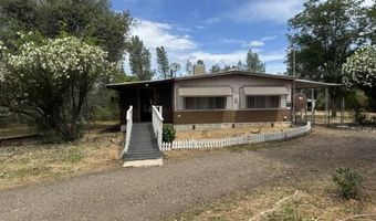 17300 Fuzzy Ln, Anderson, CA 96007
