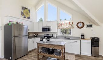 79 Sun Valley Pl, Cascade, ID 83611