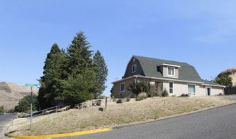 904 3rd St, Asotin, WA 99403