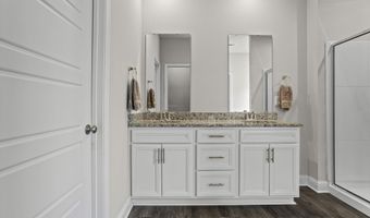 5529 Overland Dr, Biloxi, MS 39532