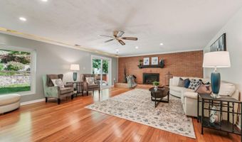 6102 GALLERY St, Bowie, MD 20720