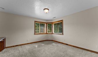 16711 Thompson Rd, Brookings, OR 97415